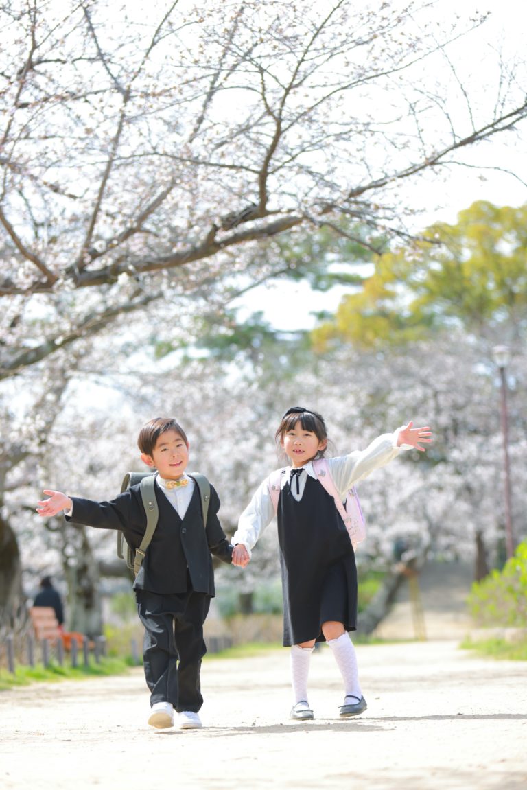 桜撮影 夙川公園 夙川河川敷緑地 西宮市 入学記念写真撮影 小学校入学 ランドセル 1年生 小学生 家族写真 サクラ 桜ポートレート 桜撮影