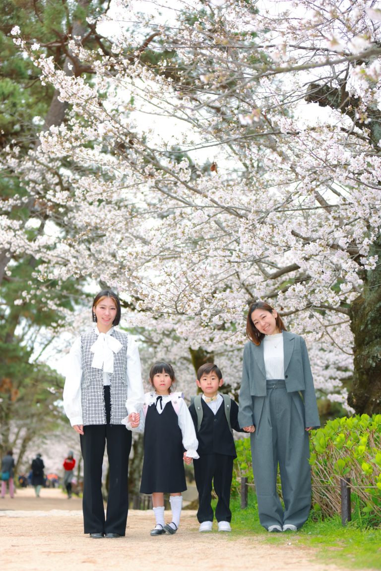 桜撮影 夙川公園 夙川河川敷緑地 西宮市 入学記念写真撮影 小学校入学 ランドセル 1年生 小学生 家族写真 サクラ 桜ポートレート 桜撮影